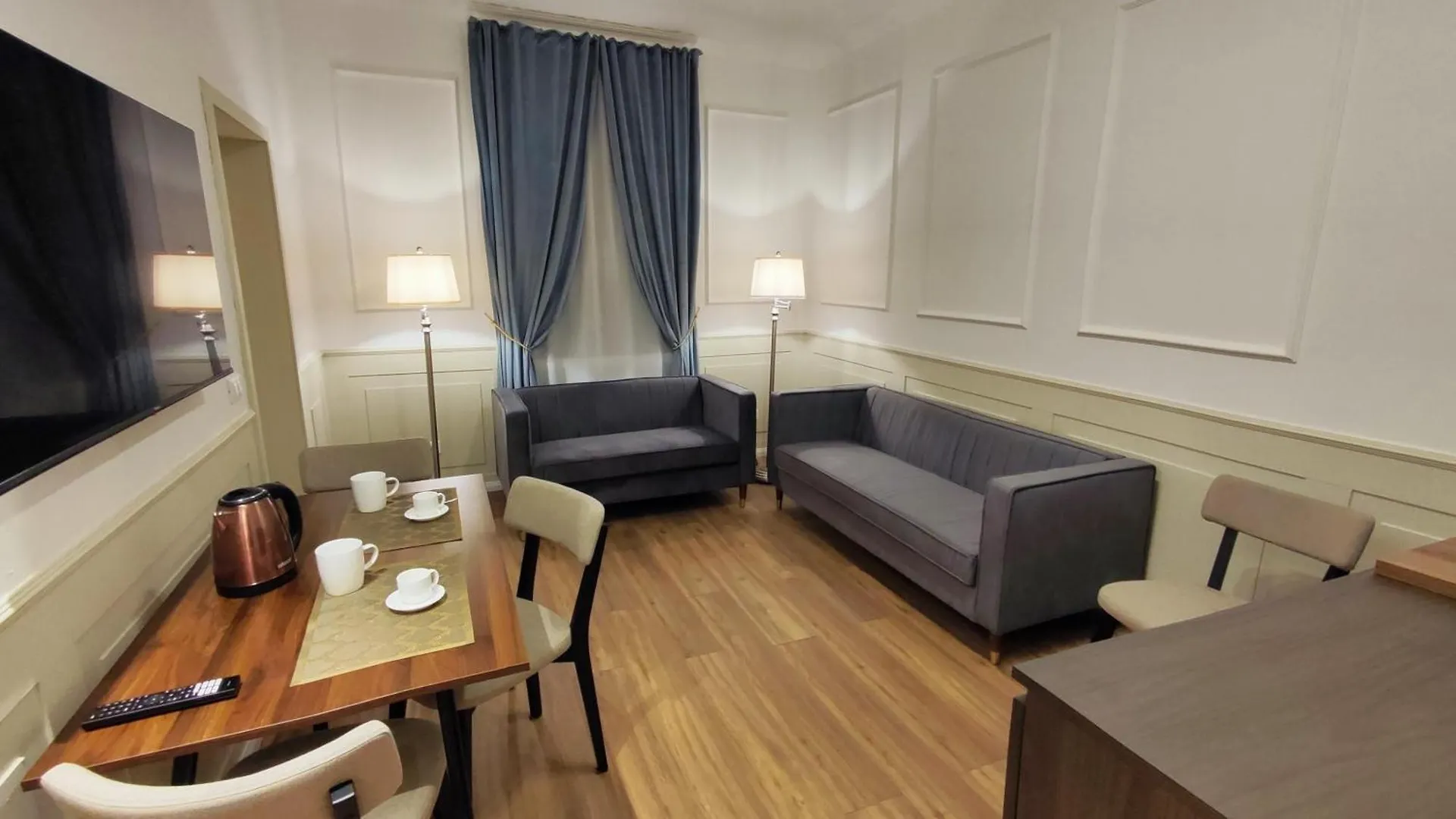 Апартаменты Venice Twist Suite